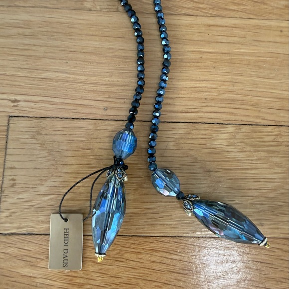 Heidi Daus "Lux Be a Lady" Blue Crystal Beaded Lariat Necklace - NWT - Picture 6 of 7